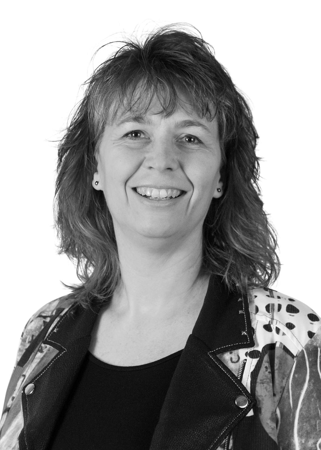 Yvonne Lenz